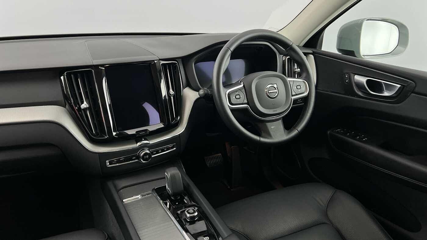 Used Volvo XC60 2023 for sale - 77363732: Photo 8