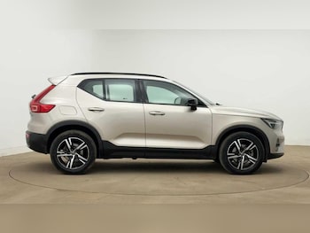 Used Volvo XC40 2022 for sale - 77940253: Photo