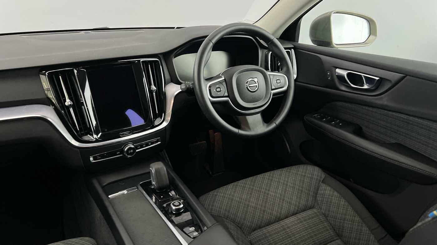 Used Volvo V60 2021 for sale - 77363730: Photo 8