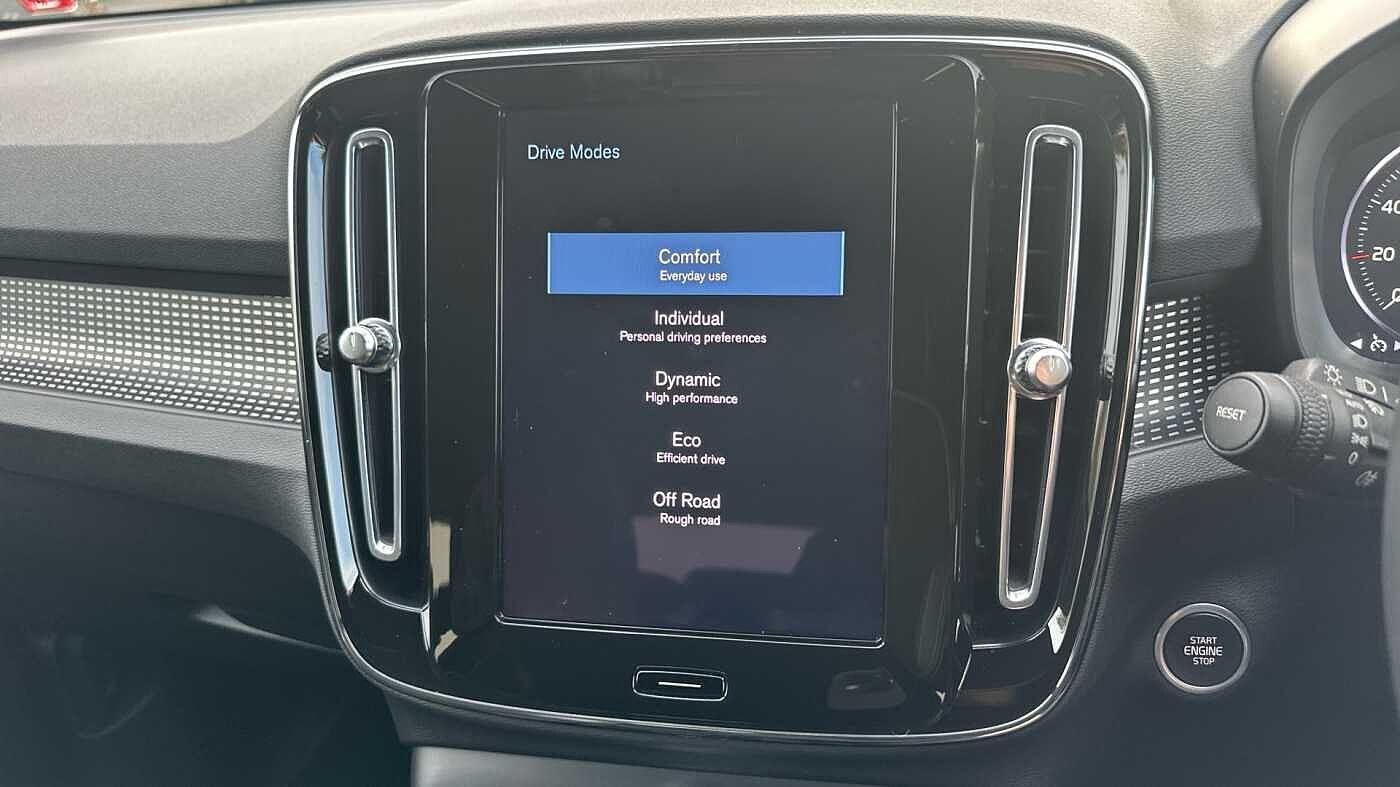 Used Volvo XC40 2022 for sale - 77363763: Photo 33