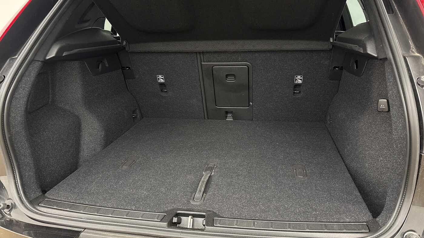 Used Volvo XC40 2025 for sale - 77978467: Photo 14