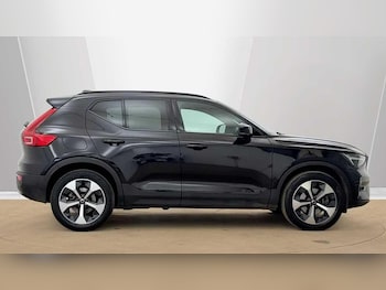Used Volvo XC40 2025 for sale - 77978467: Photo
