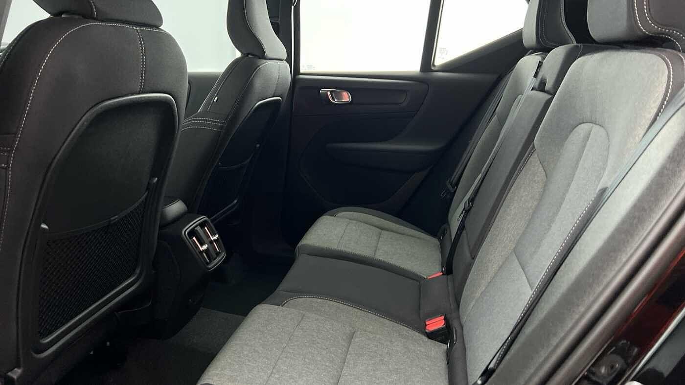 Used Volvo XC40 2023 for sale - 77363758: Photo 7