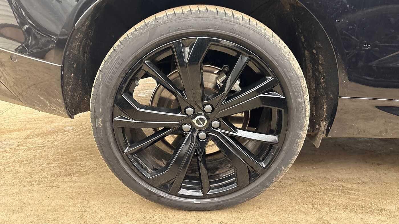 Used Volvo XC60 2025 for sale - 78046983: Photo 4