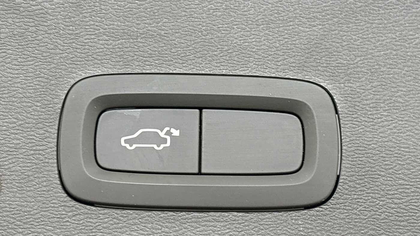 Used Volvo XC40 2025 for sale - 77978204: Photo 17