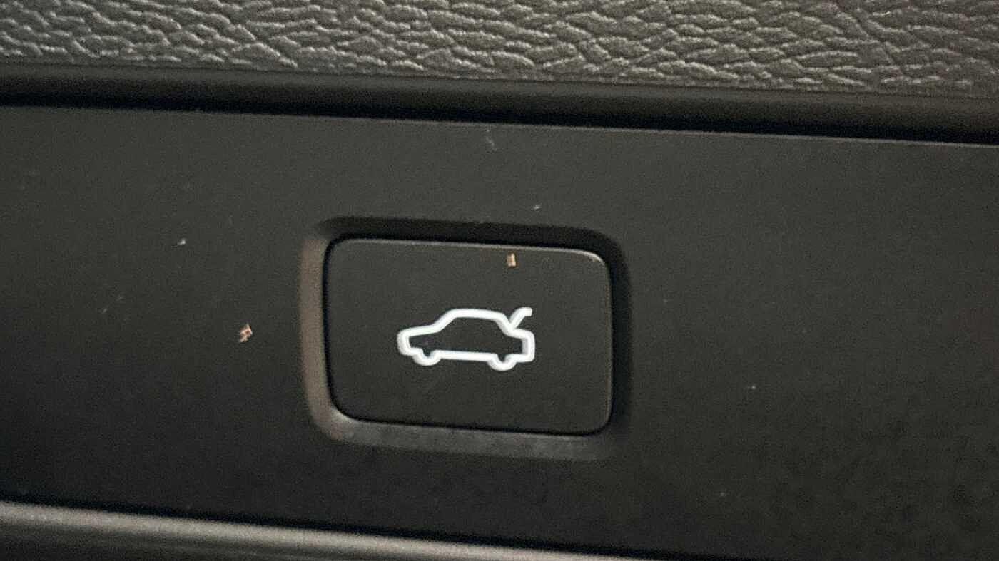 Used Volvo XC40 2025 for sale - 77978204: Photo 26