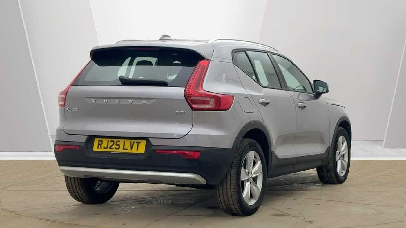 Used Volvo XC40 2025 for sale - 77978204: Photo 3