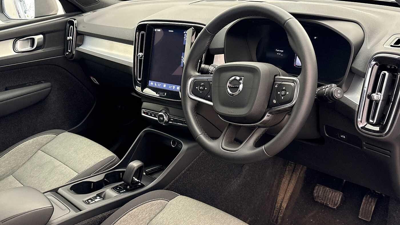 Used Volvo XC40 2025 for sale - 77978204: Photo 9