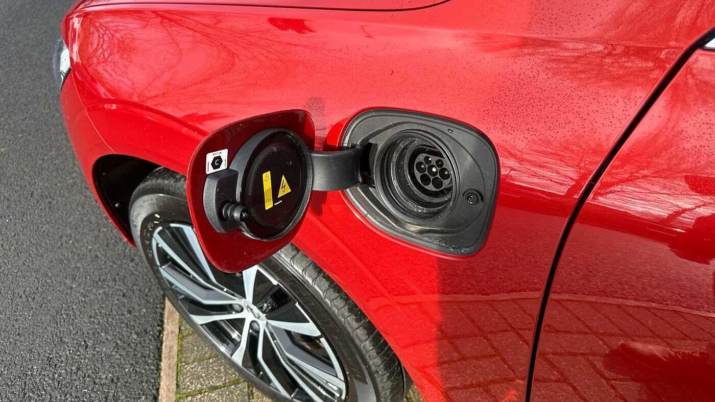 Used Volvo XC60 2023 for sale - 77957024: Photo 17