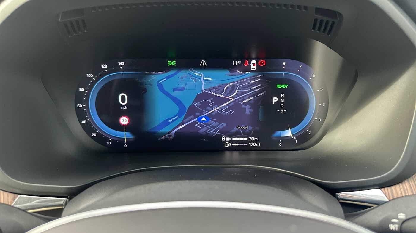 Used Volvo XC60 2023 for sale - 77957024: Photo 37