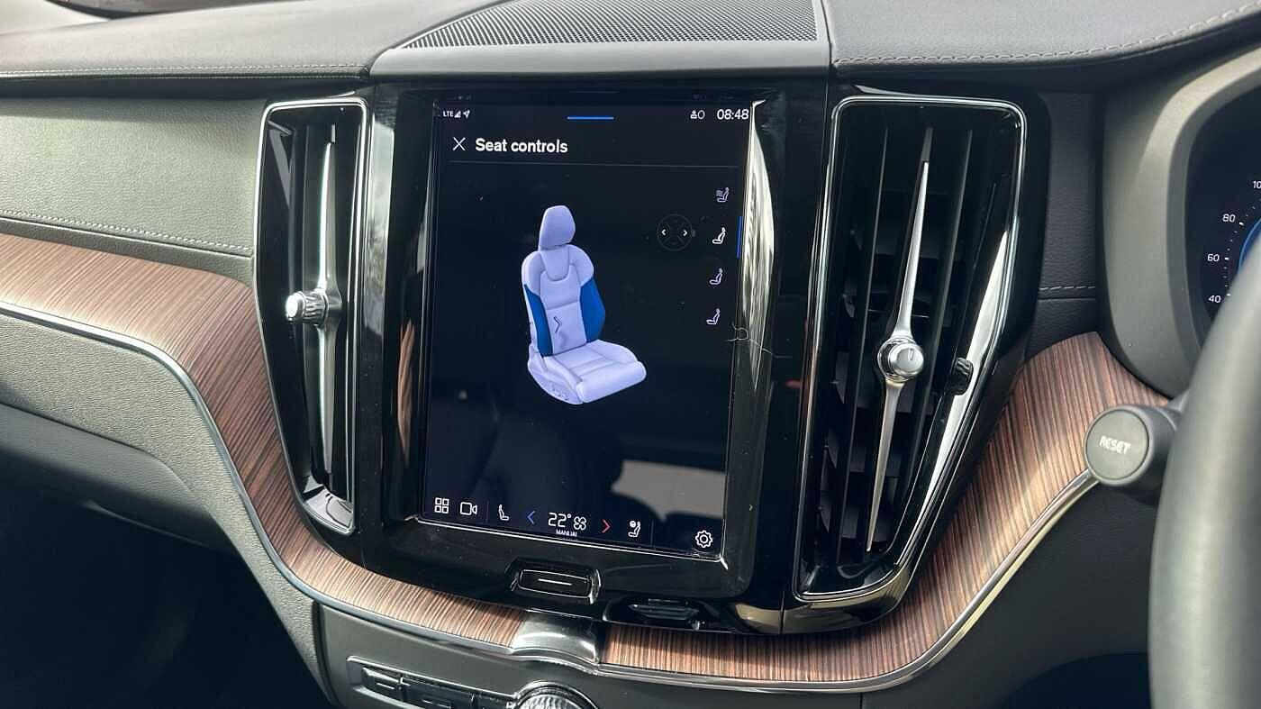 Used Volvo XC60 2023 for sale - 77957024: Photo 40