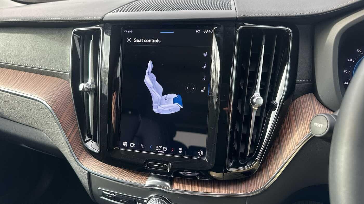 Used Volvo XC60 2023 for sale - 77957024: Photo 42