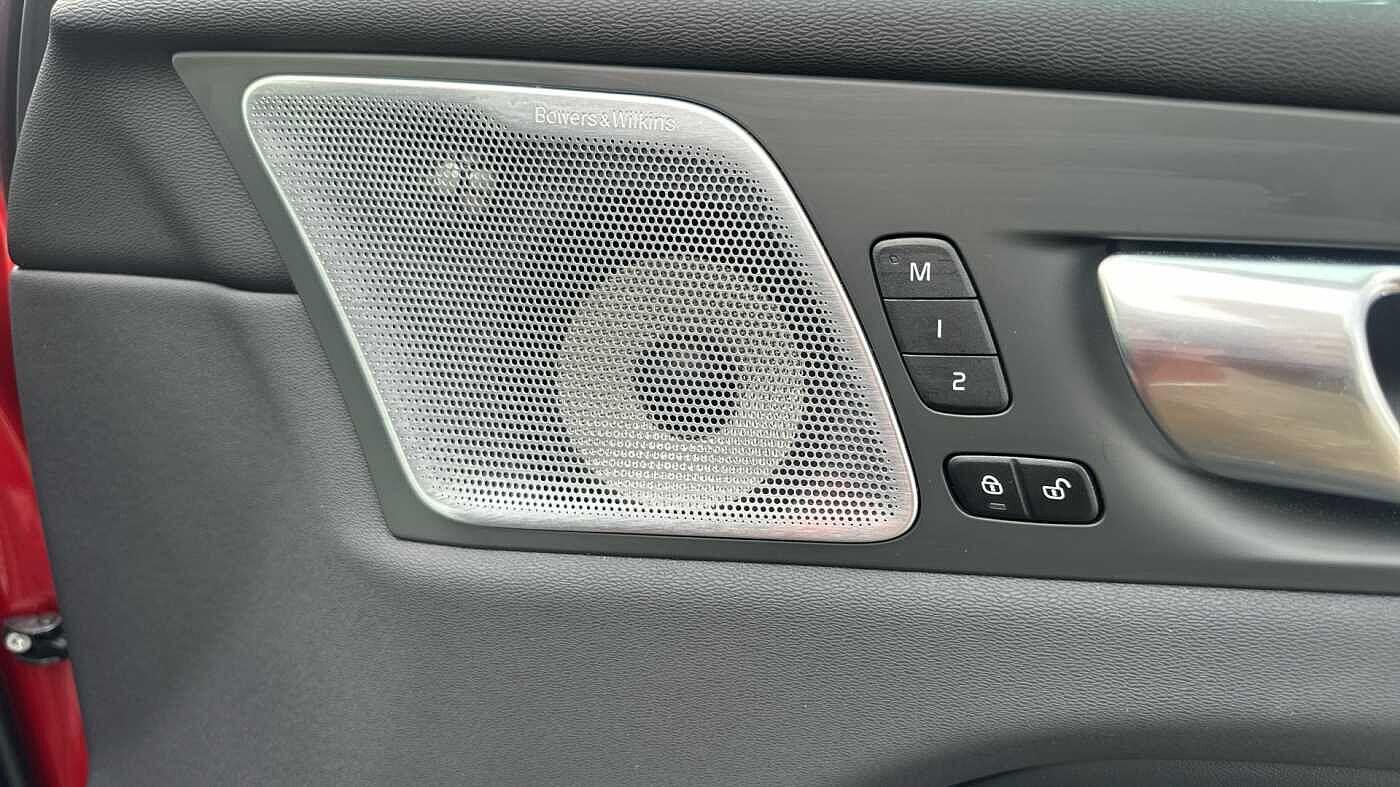 Used Volvo XC60 2023 for sale - 77957024: Photo 44