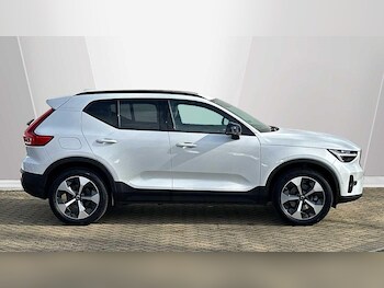 Used Volvo XC40 2024 for sale - 77958489: Photo