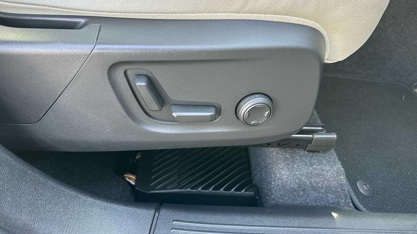 Used Volvo XC40 2024 for sale - 77958489: Photo 40