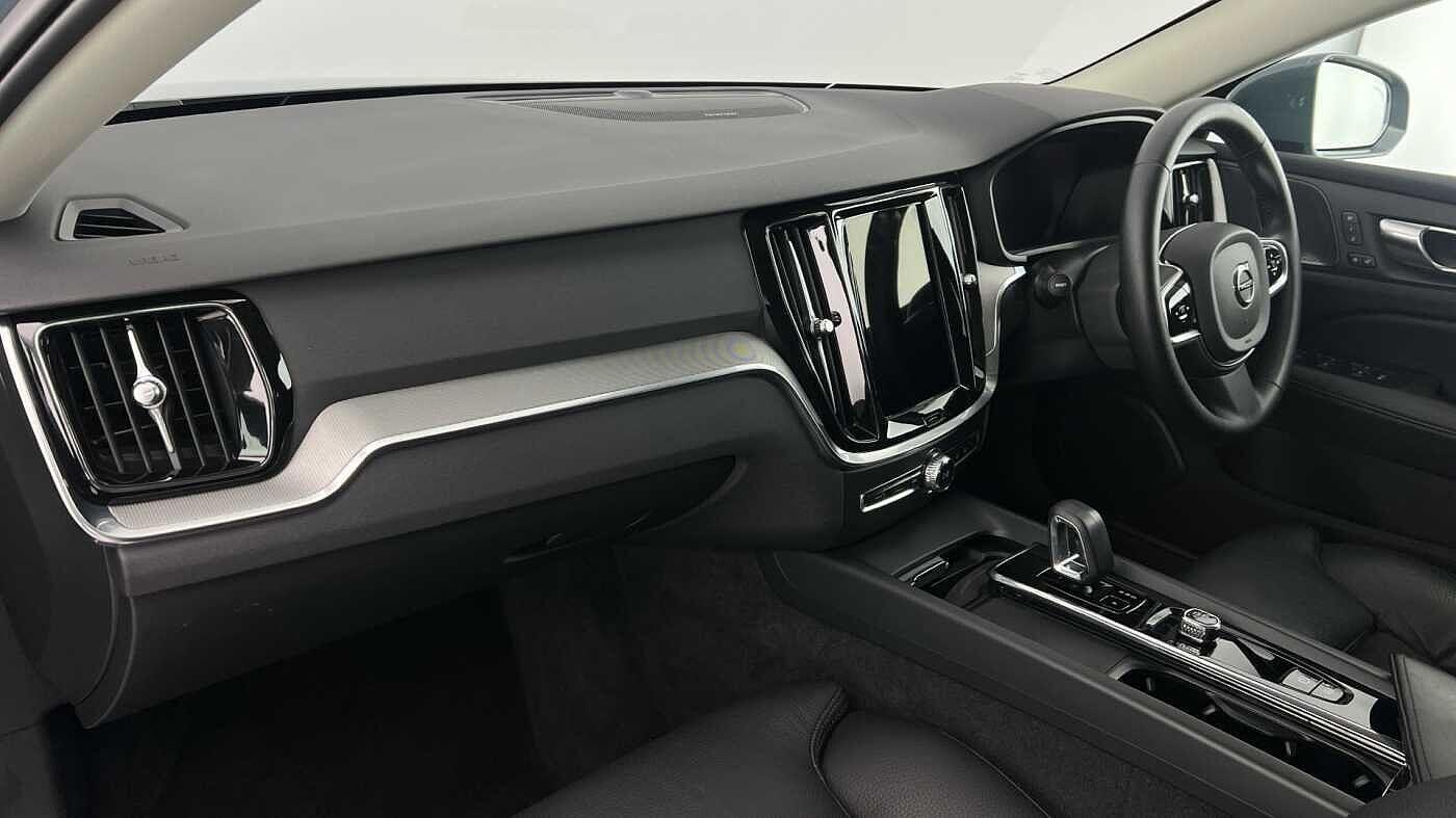 Used Volvo V60 2023 for sale - 77439975: Photo 6