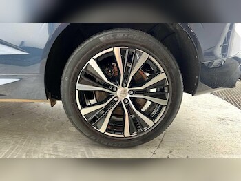 Used Volvo XC60 2023 for sale - 77598545: Photo