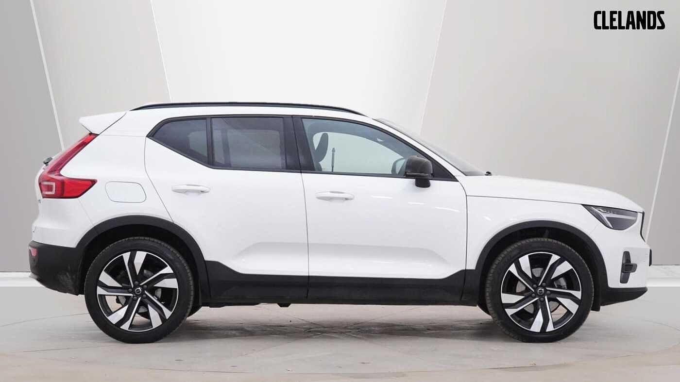 Used Volvo XC40 2024 for sale - 77363772: Photo 2