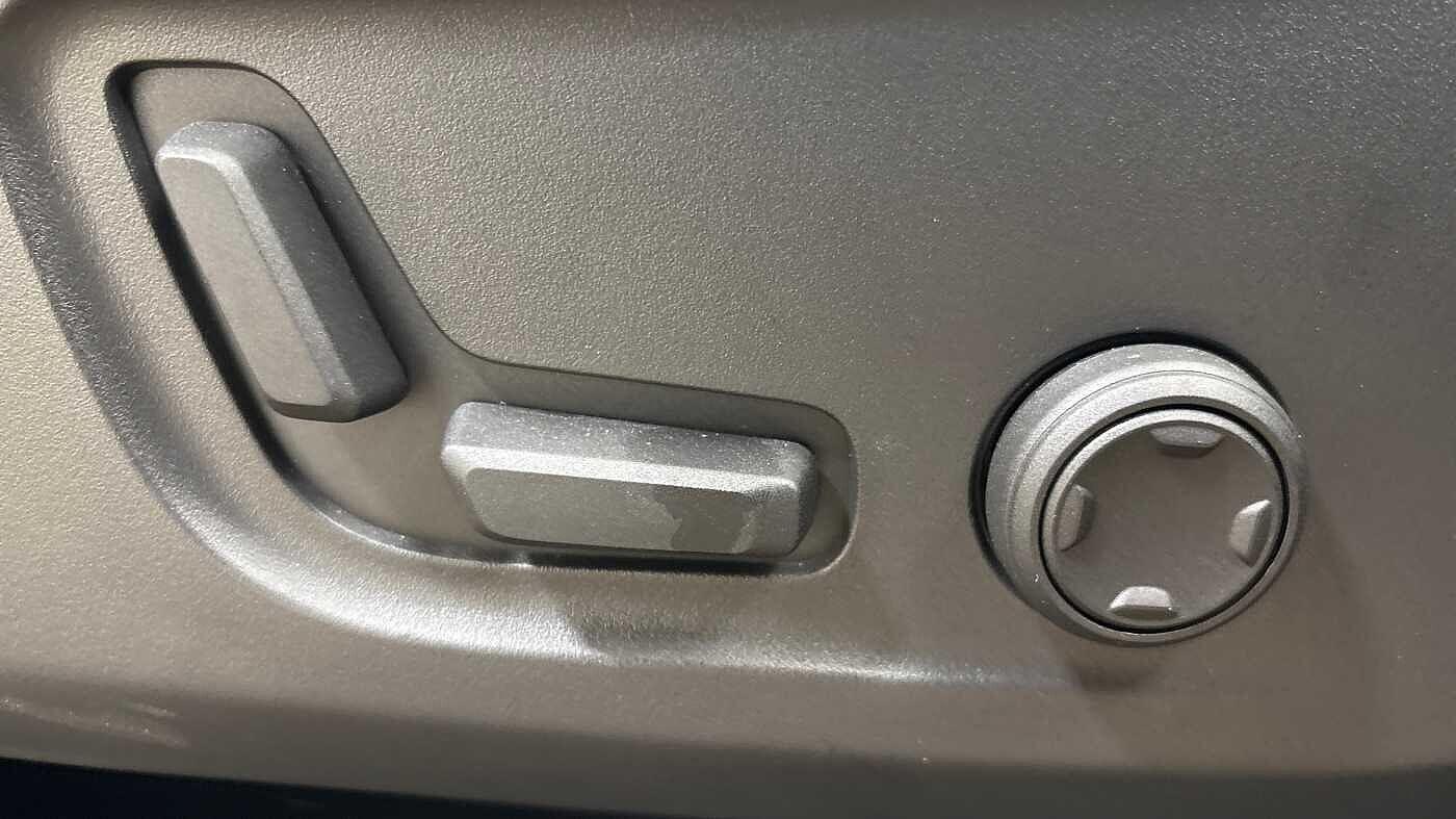 Used Volvo XC40 2022 for sale - 77363745: Photo 28