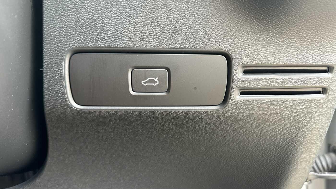 Used Volvo XC40 2022 for sale - 77363737: Photo 33