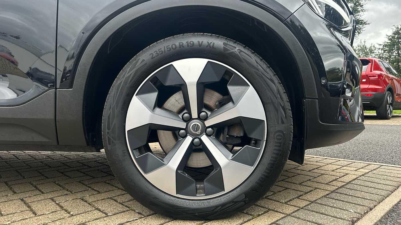 Used Volvo XC40 2024 for sale - 77363719: Photo 11