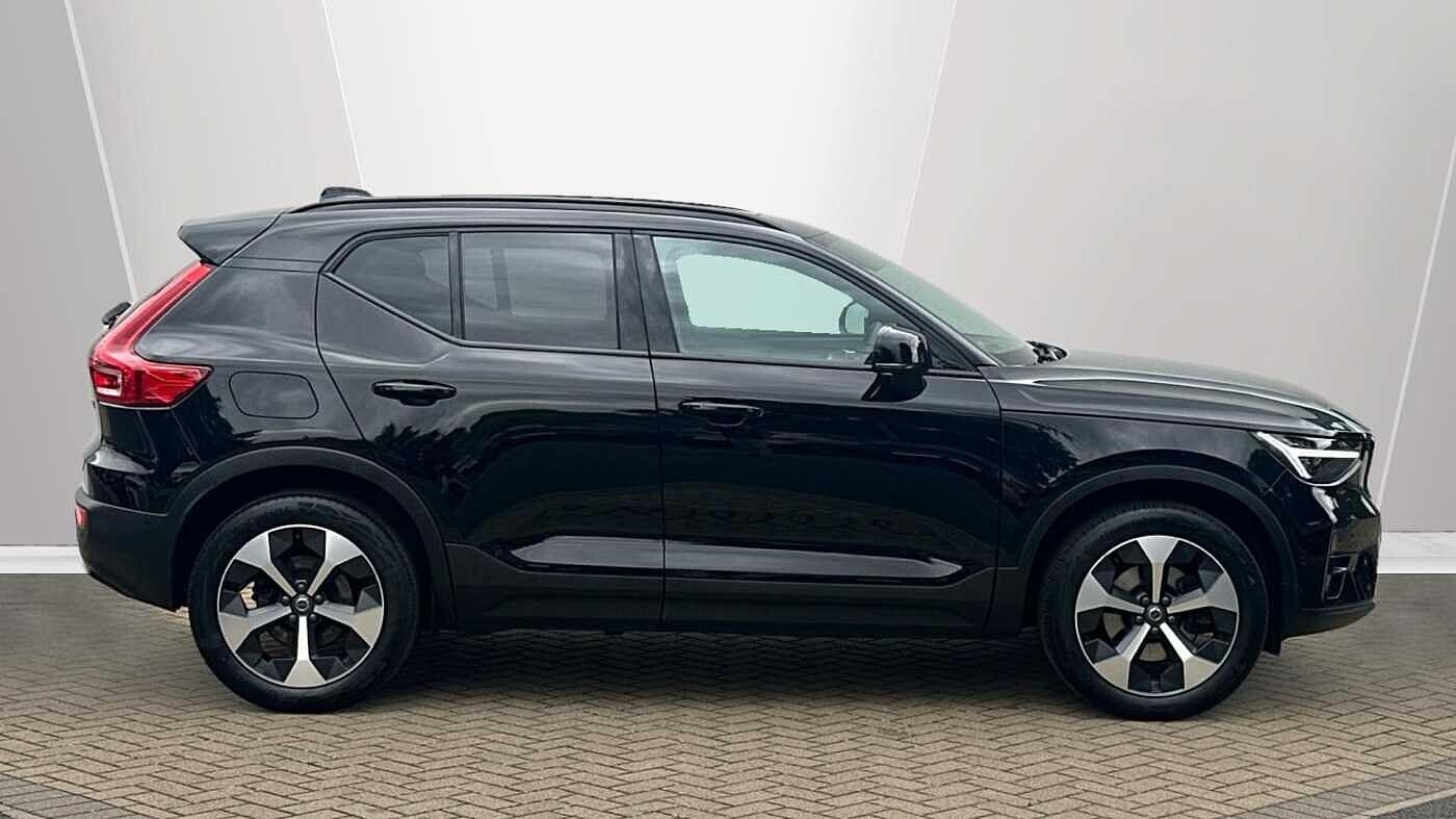 Used Volvo XC40 2024 for sale - 77363719: Photo 3