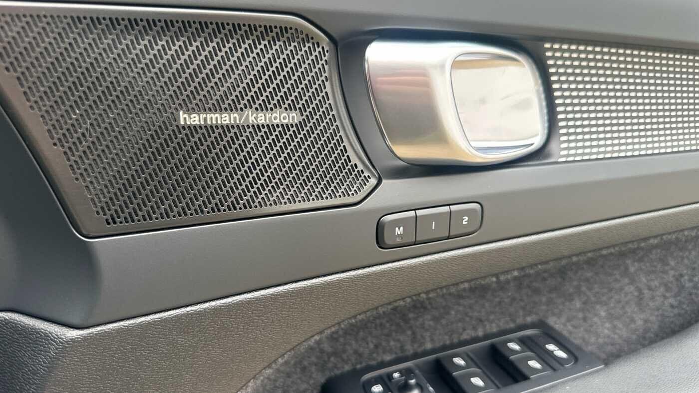 Used Volvo XC40 2024 for sale - 77363719: Photo 34