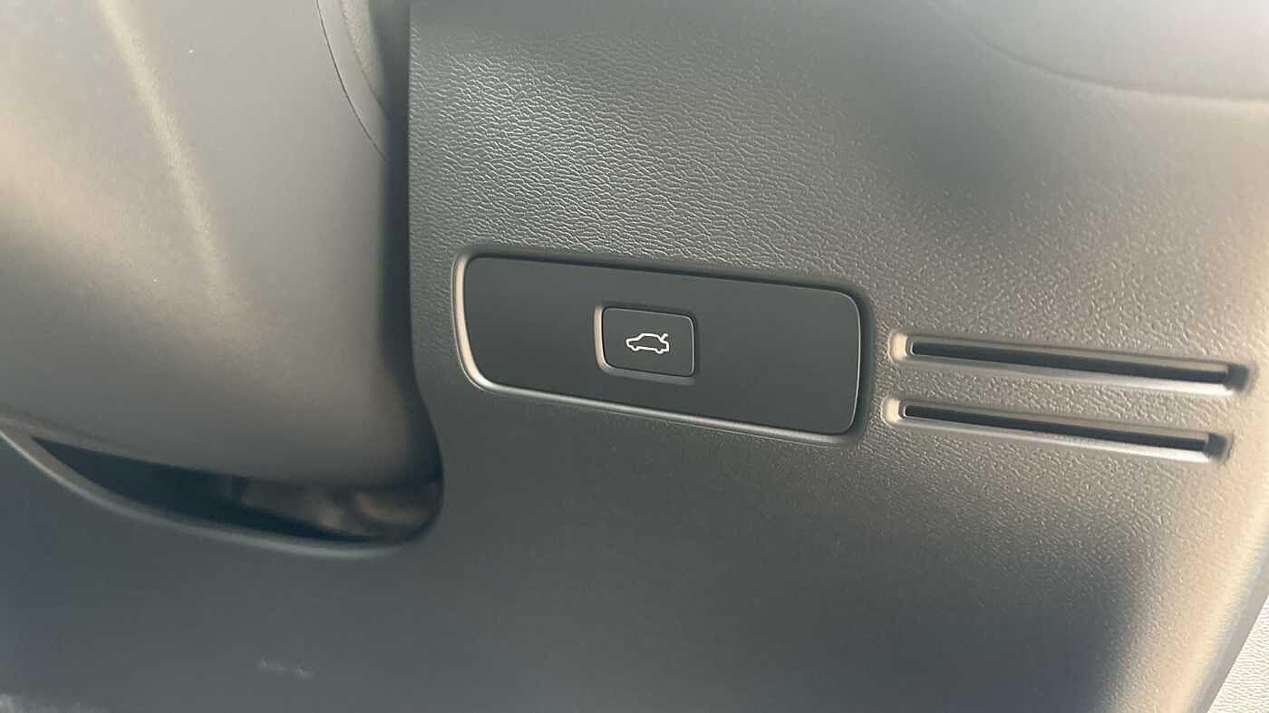 Used Volvo XC40 2024 for sale - 77363719: Photo 36