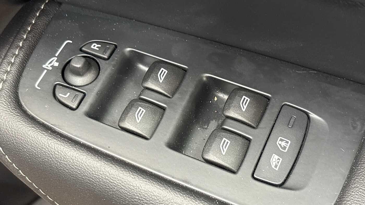 Used Volvo XC60 2022 for sale - 77363728: Photo 25