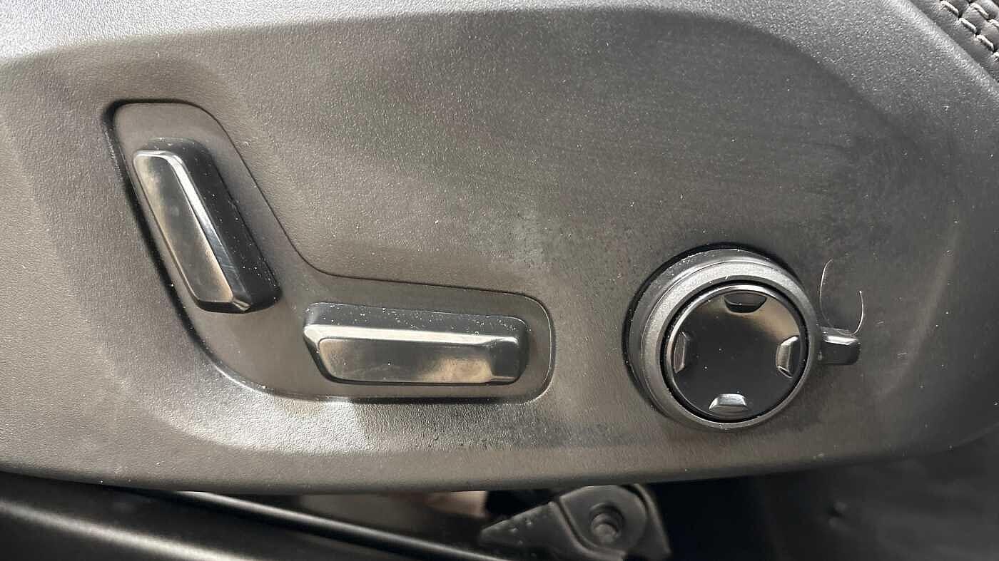 Used Volvo XC60 2022 for sale - 77363728: Photo 28