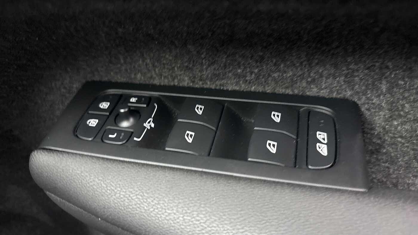 Used Volvo XC40 2022 for sale - 77439973: Photo 25