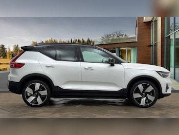 Used Volvo XC40 2022 for sale - 77439973: Photo