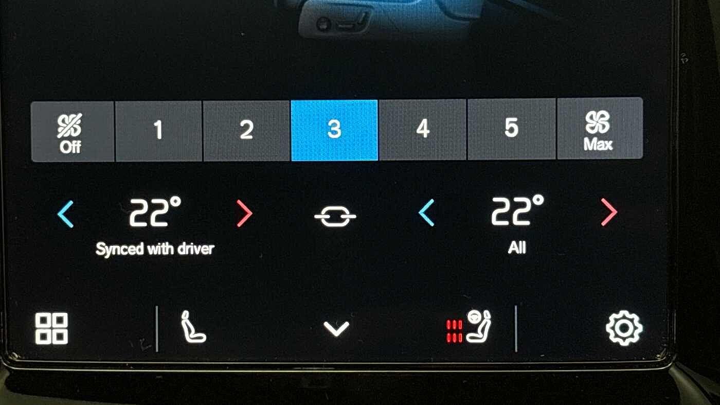 Used Volvo XC40 2022 for sale - 77439973: Photo 40