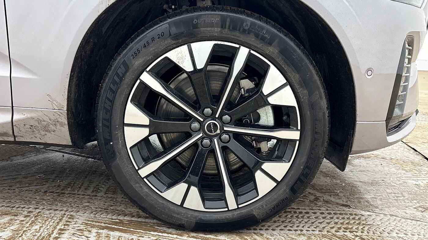 Used Volvo XC60 2025 for sale - 77387134: Photo 16