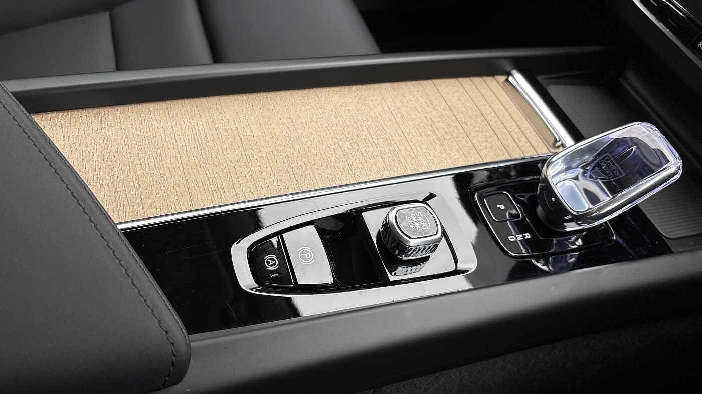 Used Volvo XC60 2025 for sale - 77387134: Photo 31