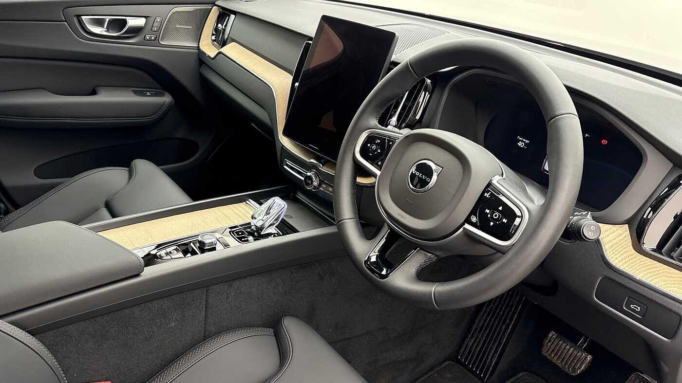 Used Volvo XC60 2025 for sale - 77387134: Photo 9