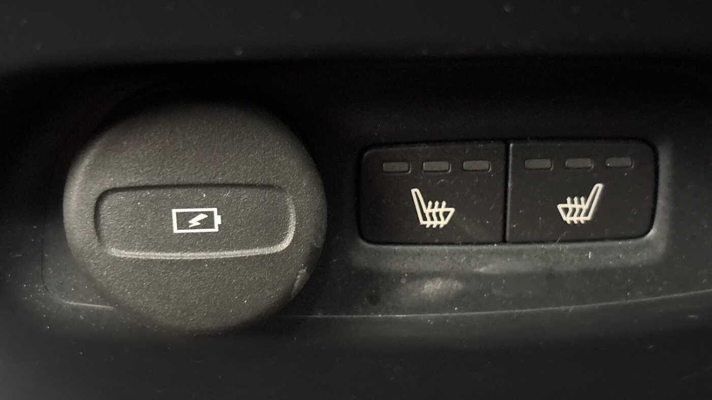 Used Volvo XC40 2023 for sale - 77363741: Photo 17