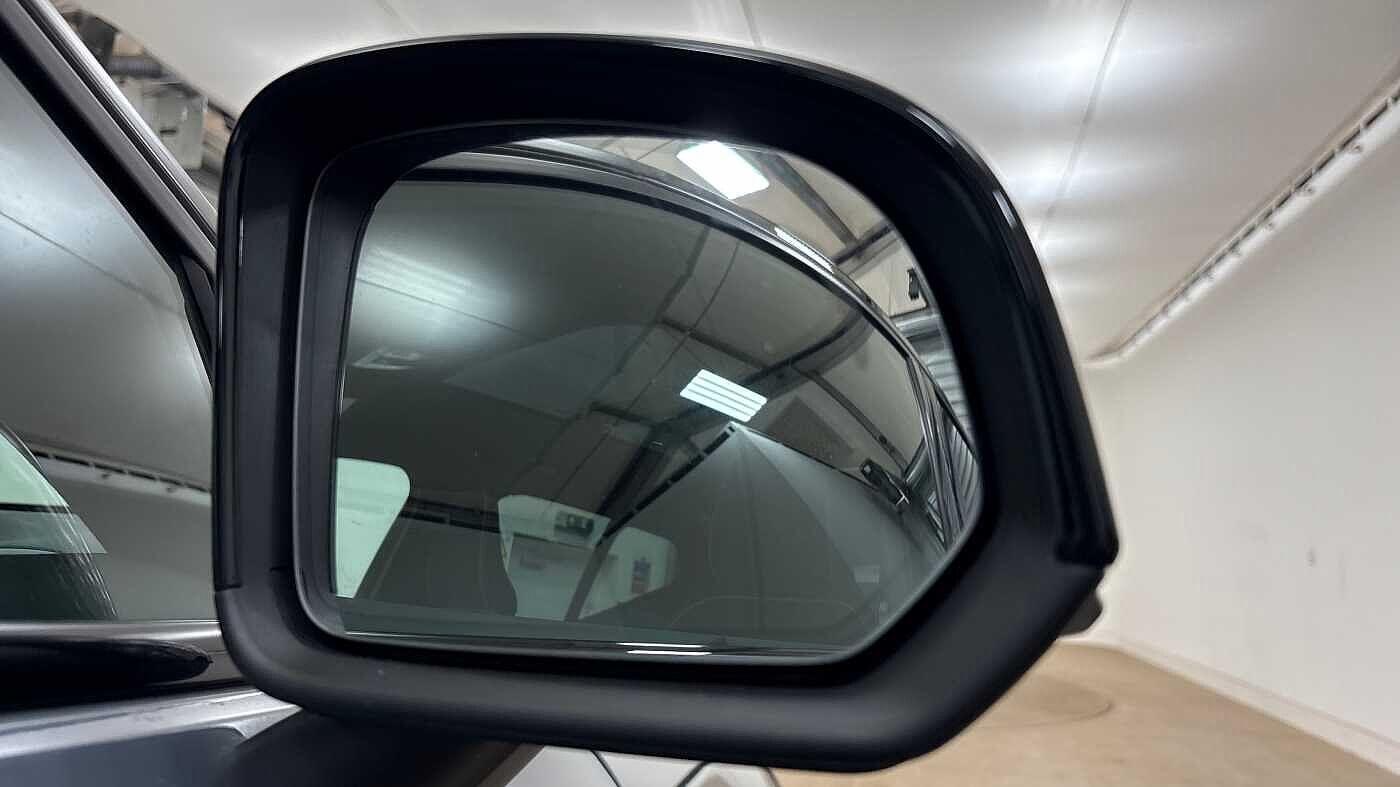 Used Volvo XC40 2023 for sale - 77363741: Photo 21