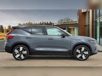 Used Volvo XC40 2023 for sale - 77363741: Photo