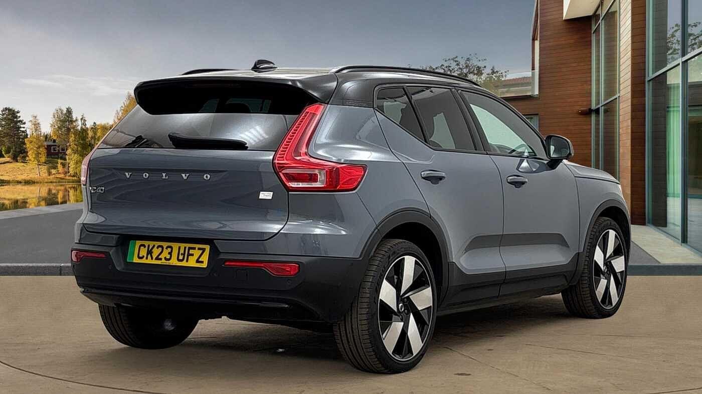 Used Volvo XC40 2023 for sale - 77363741: Photo 3