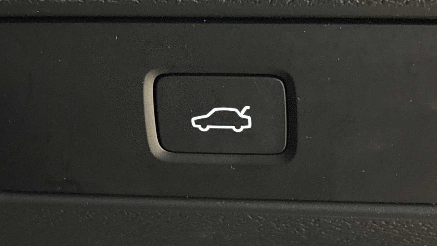 Used Volvo XC40 2023 for sale - 77363741: Photo 30