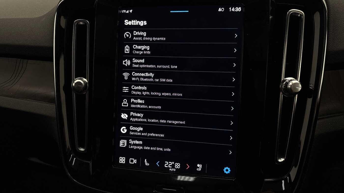 Used Volvo XC40 2023 for sale - 77363741: Photo 35