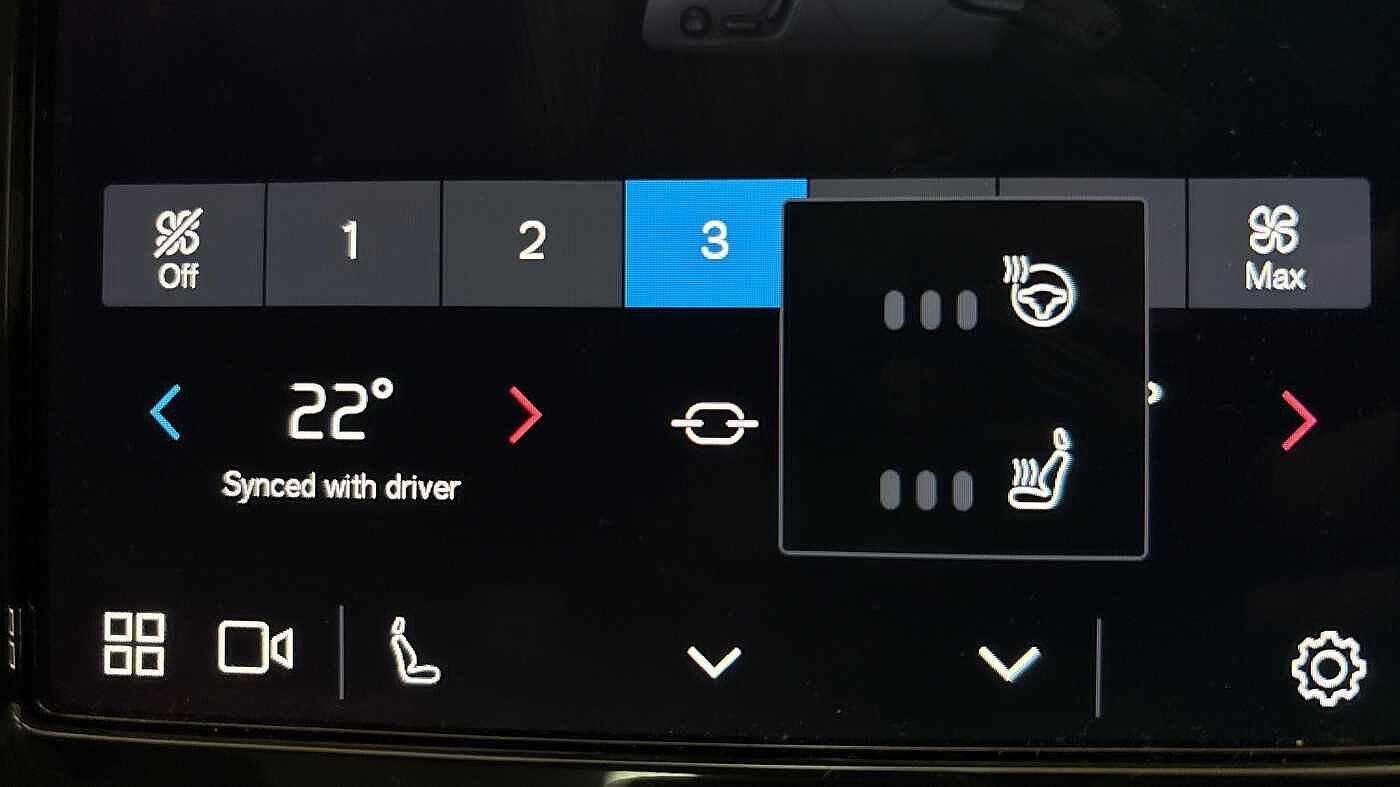 Used Volvo XC40 2023 for sale - 77363741: Photo 41