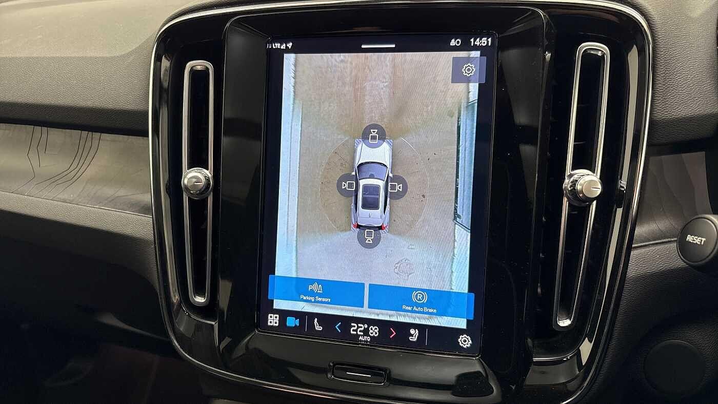 Used Volvo XC40 2023 for sale - 77363741: Photo 42