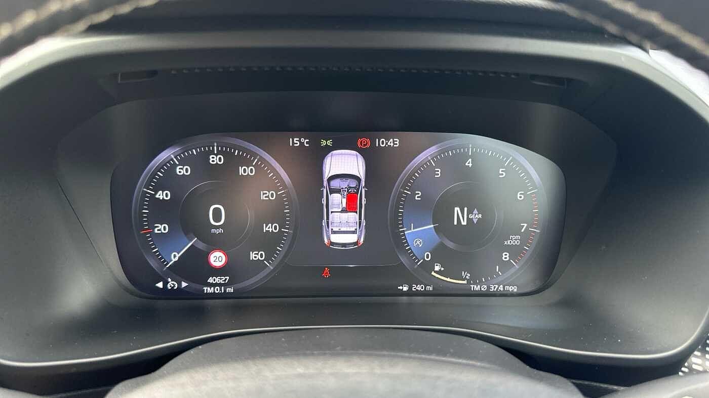 Used Volvo XC40 2021 for sale - 77363725: Photo 13