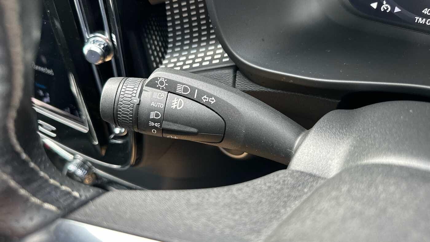 Used Volvo XC40 2021 for sale - 77363725: Photo 24