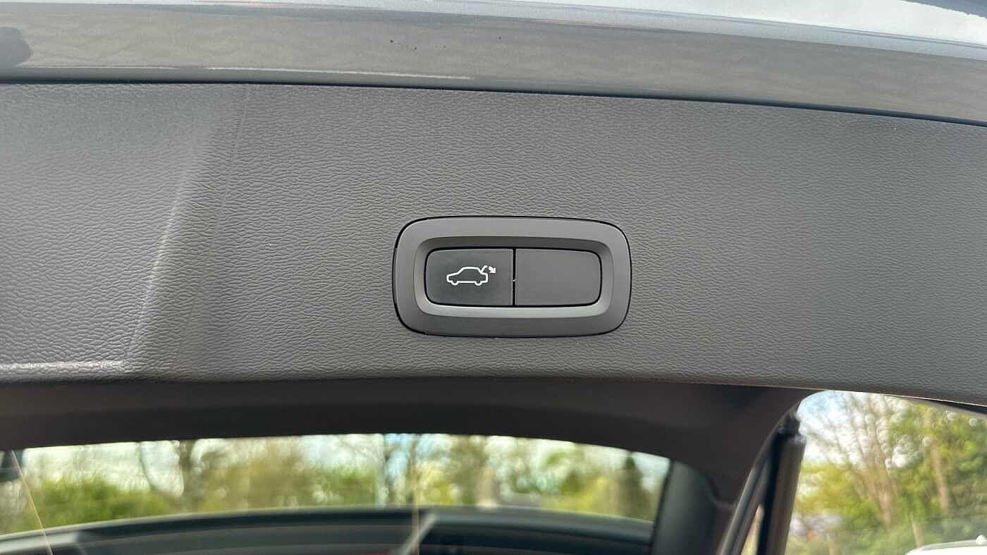 Used Volvo XC40 2021 for sale - 77363725: Photo 42