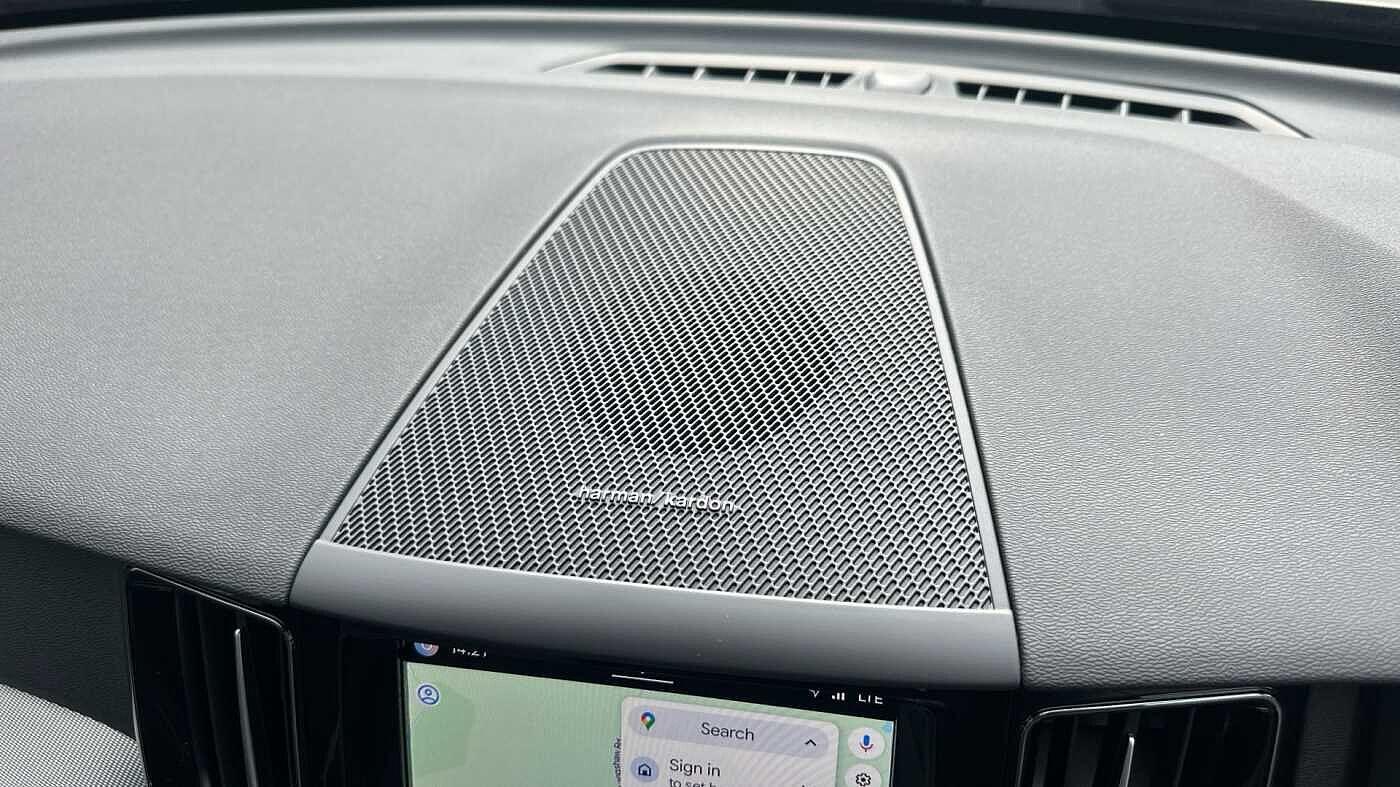 Used Volvo XC60 2024 for sale - 77958205: Photo 25