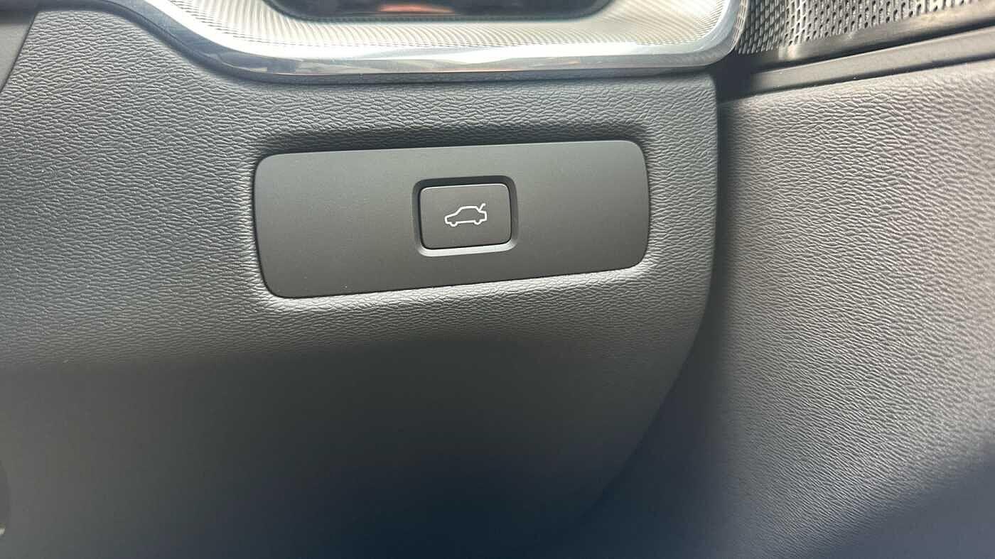 Used Volvo XC60 2024 for sale - 77958205: Photo 34