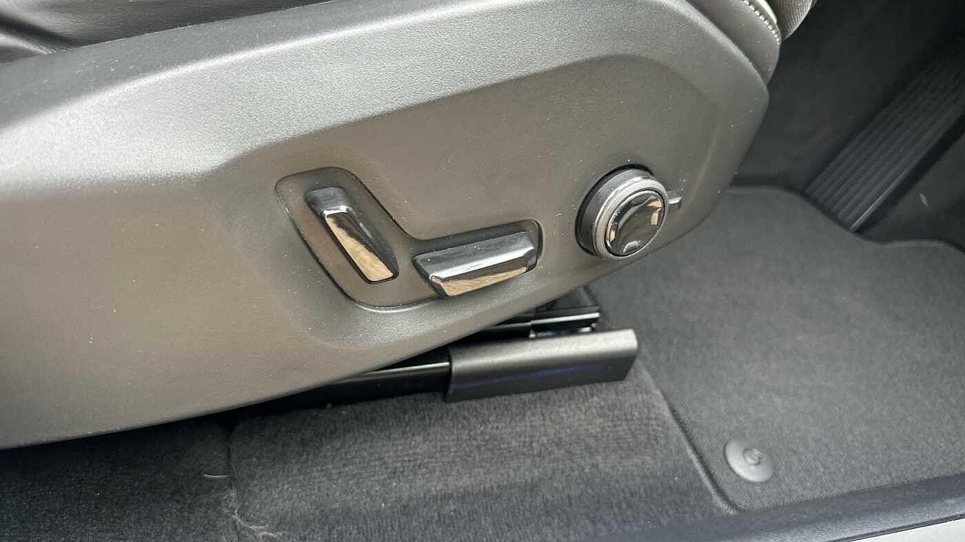 Used Volvo XC60 2024 for sale - 77958205: Photo 38